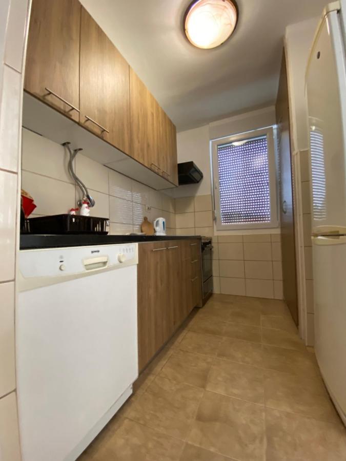 Apartment Neno Требинє Екстер'єр фото